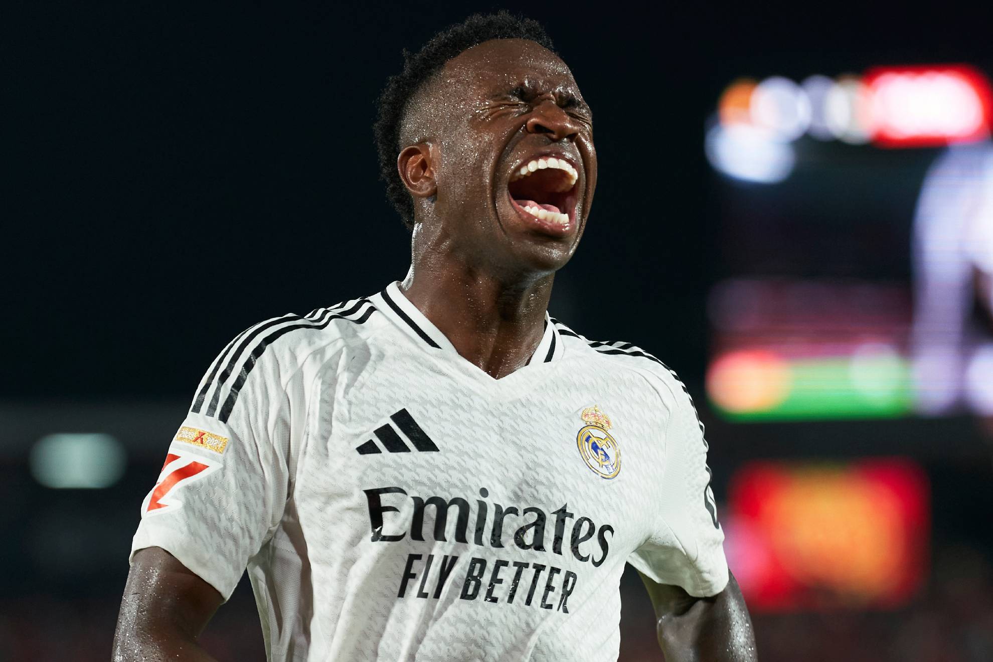 看似强大的 看似强大的