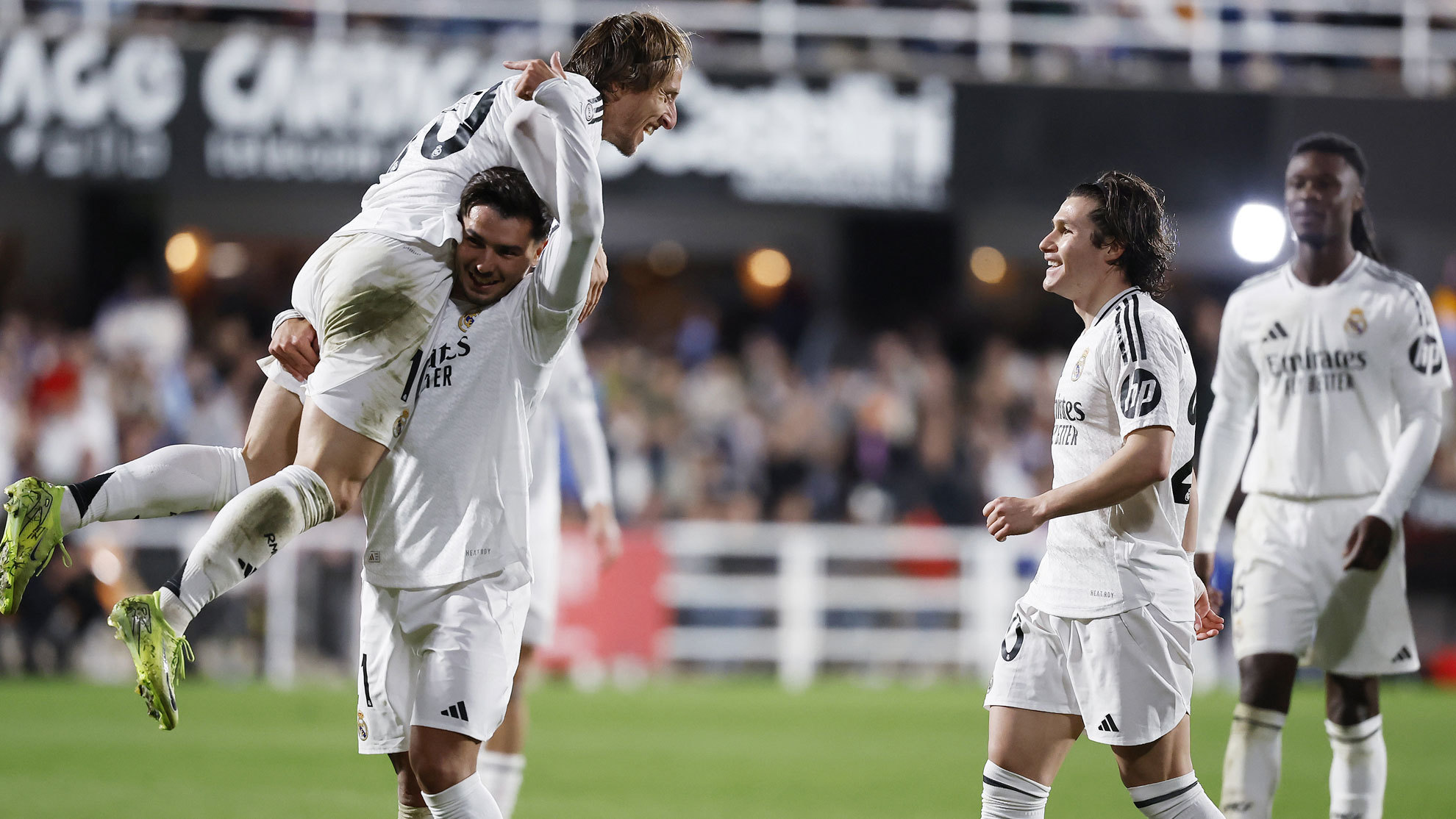 例无疑具有 例无疑具有